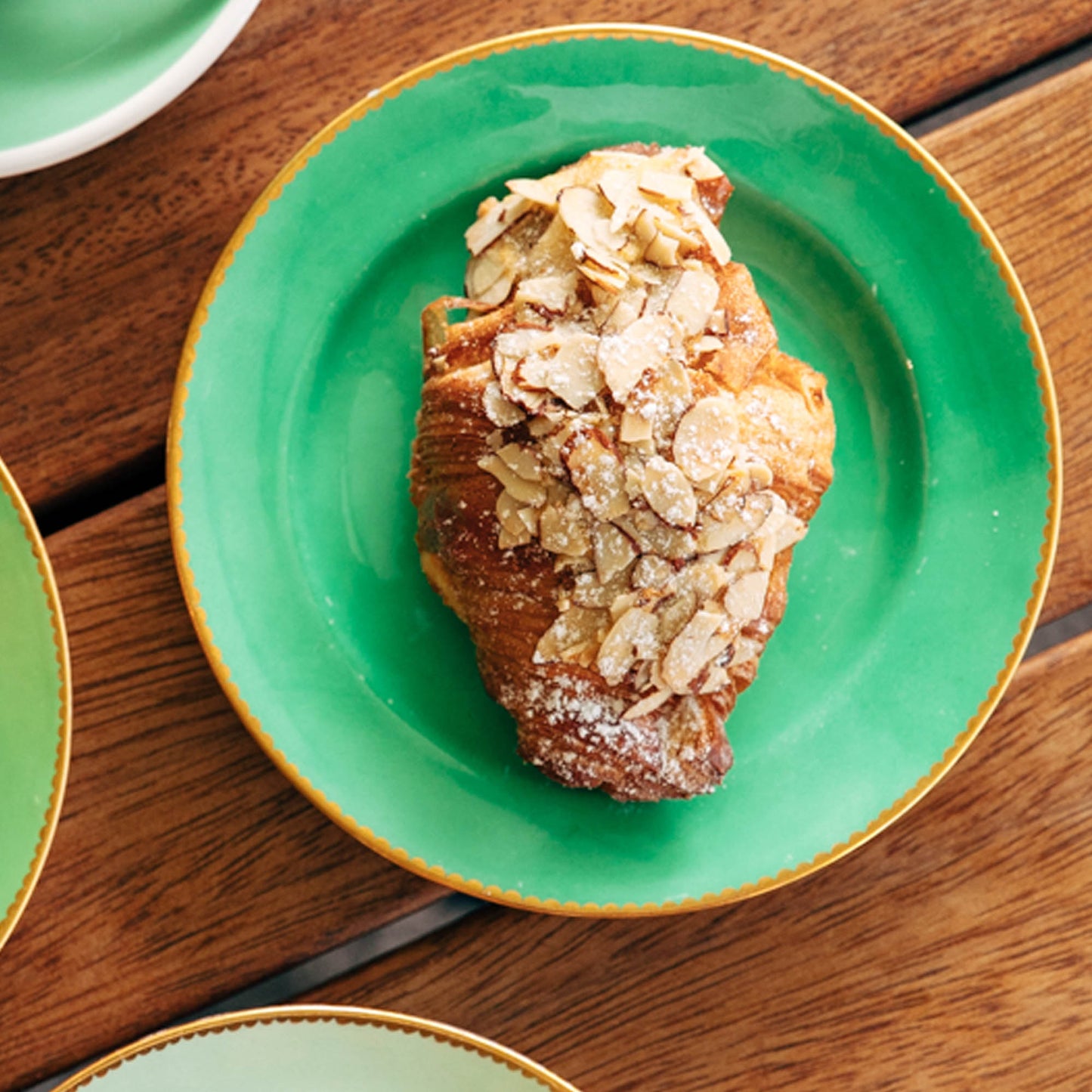 ALMOND CROISSANT