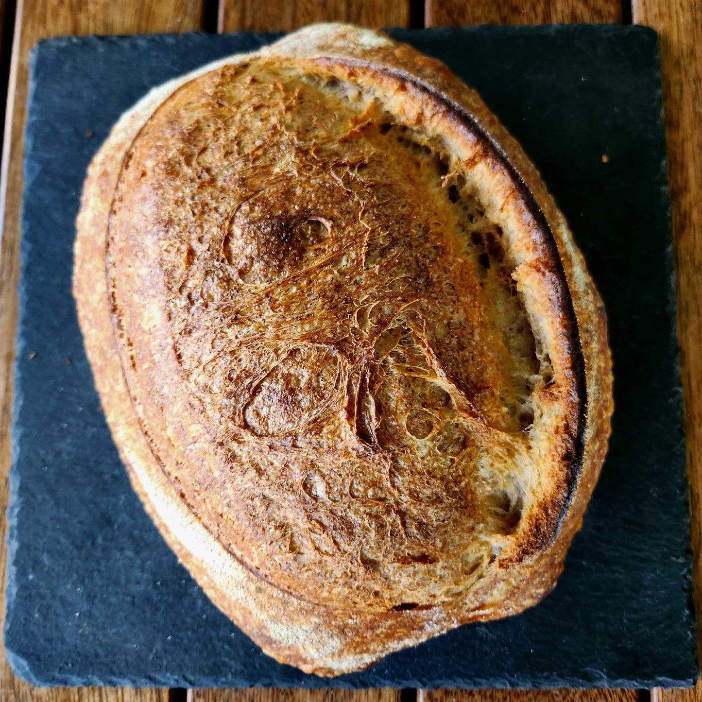 COUNTRY SOURDOUGH LOAF