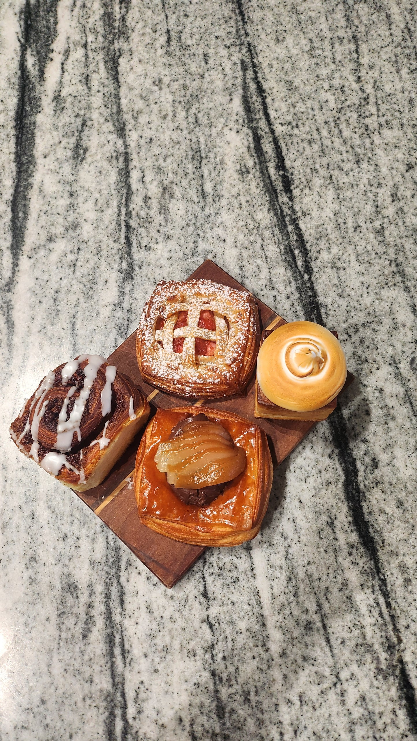 WEEKEND SPECIALS BOX (Available on Saturday & Sunday Only)